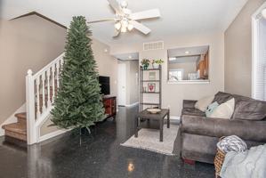 featured image of 1496 N Kinser Pike