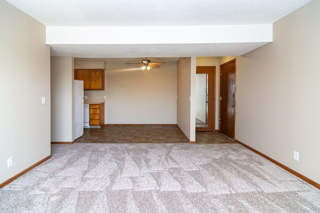 Westbrook Gardens - Photo 4 of 45