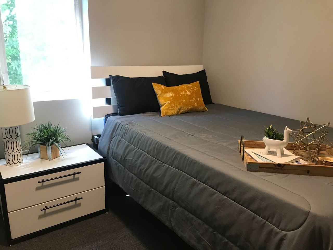 126 College Ave - Photo 6 of 29