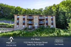 featured image of 1122 N Dubuque St