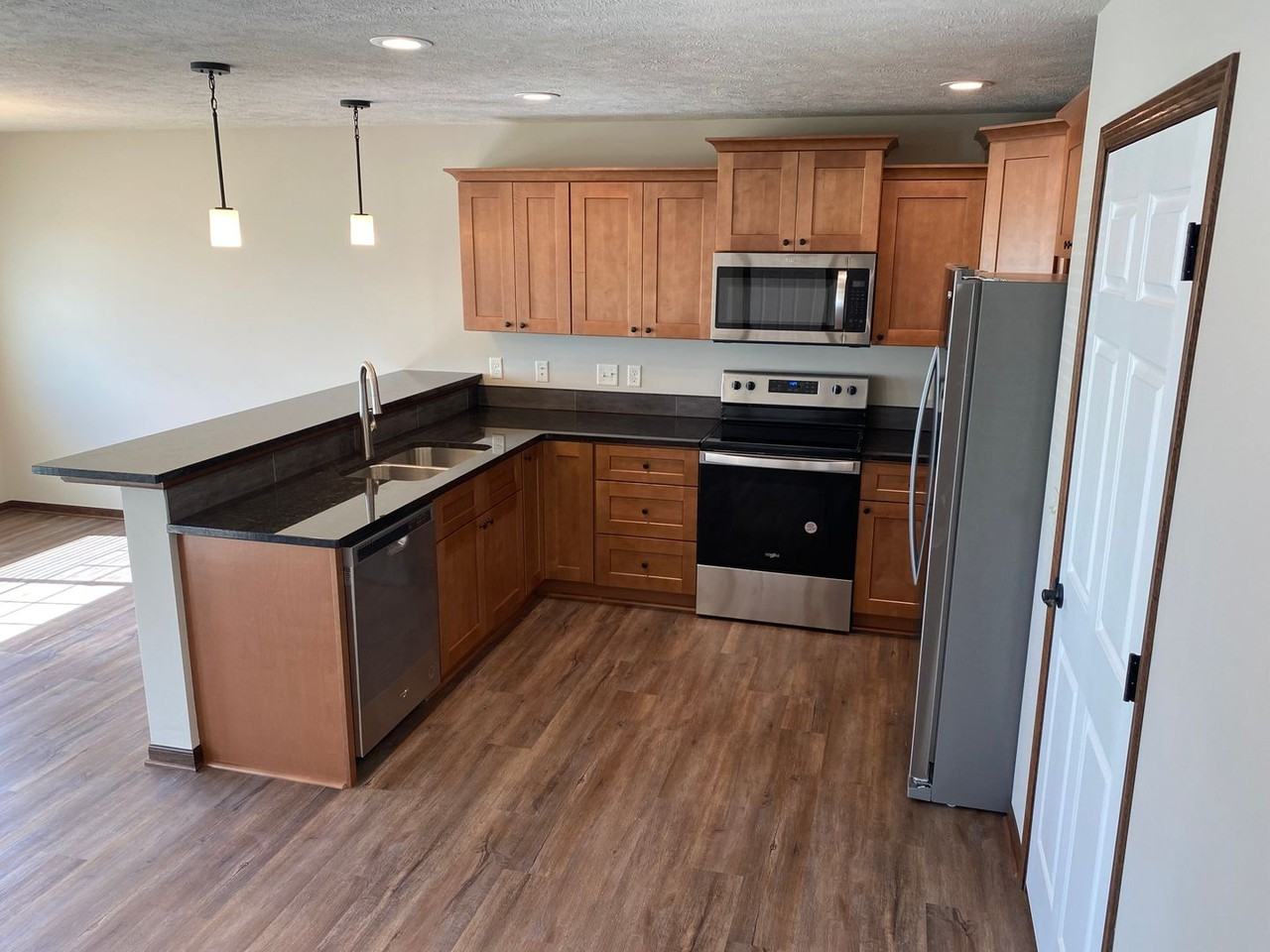 W Desert Vista Dr - 2900 LLC - Photo 6 of 42