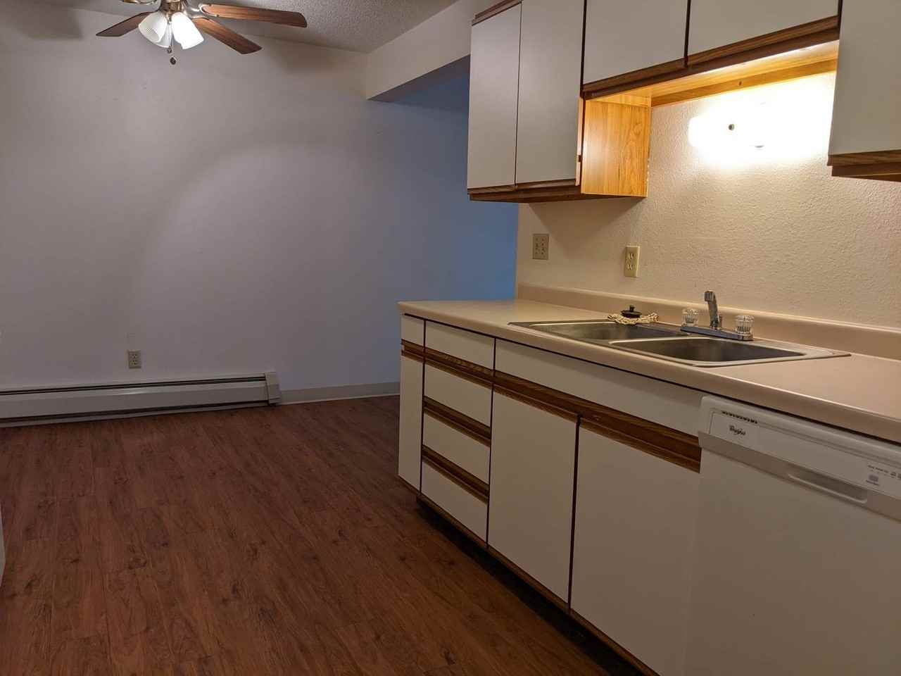 Northern Lights 503 Apartments - Photo 3 of 24