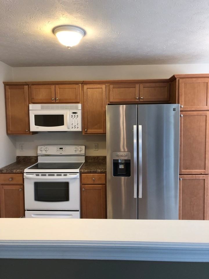 Kings Crossing Townhomes - Photo 2 of 16