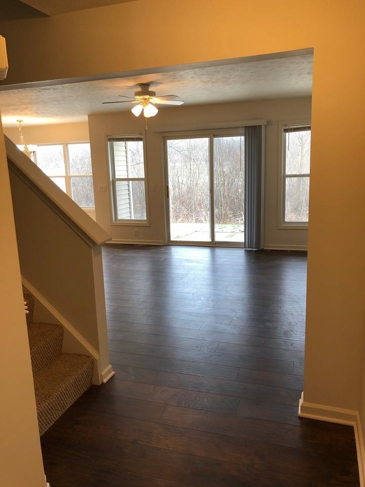 Kings Crossing Townhomes - Photo 6 of 16