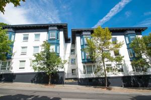 featured image of 2010 E Yesler Way