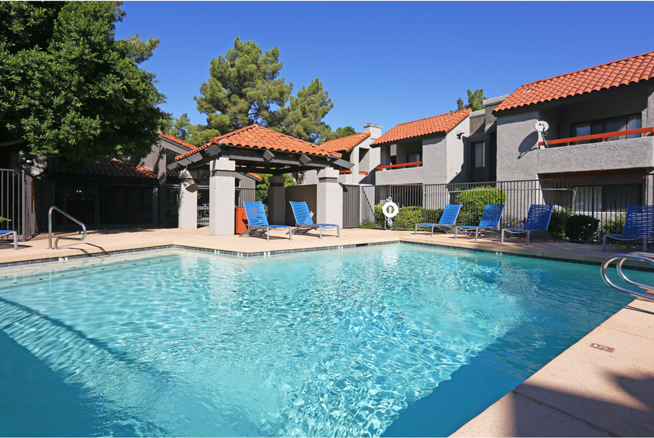 8530 N. 22nd Ave. - Photo 3 of 24