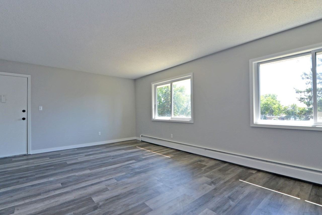 2741 Virginia - CRE - Photo 4 of 12