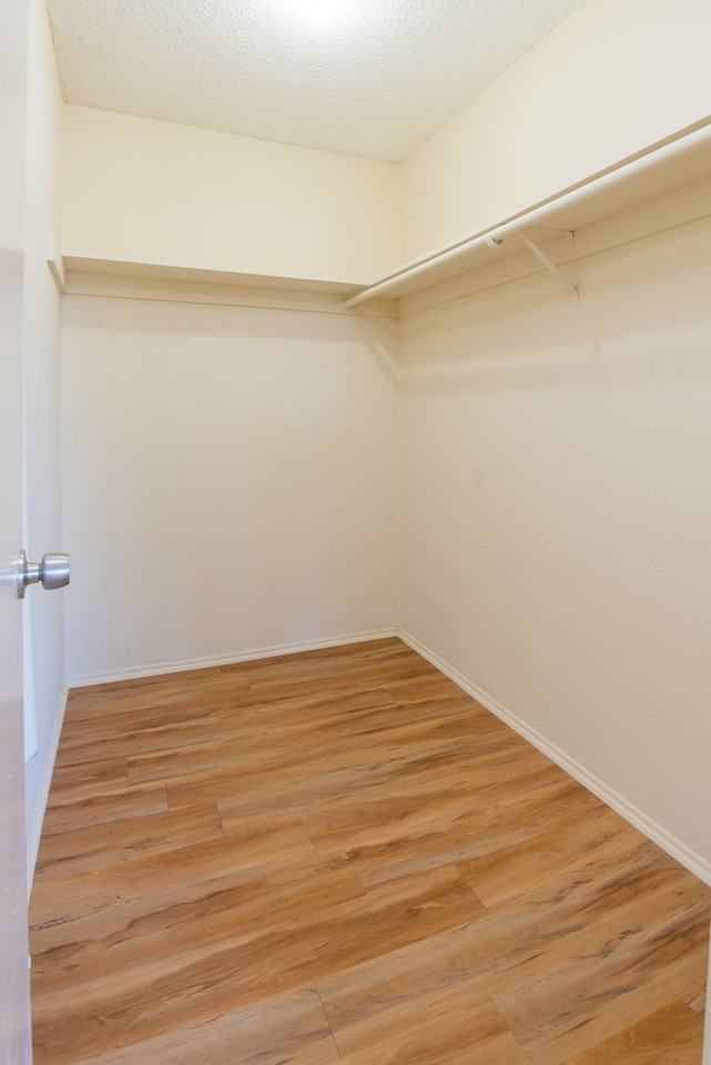 Imperial Palms - South - Photo 5 of 17