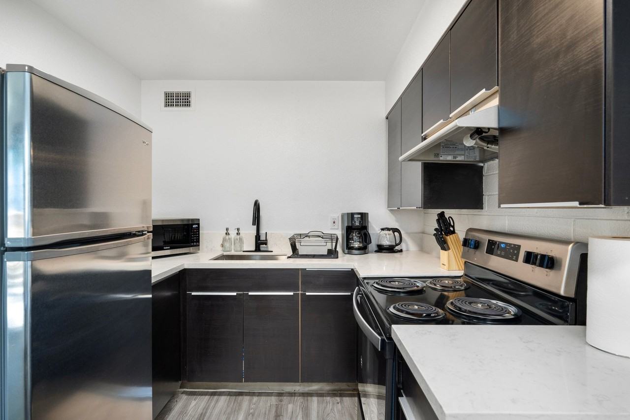 The Modern Near ASU - Photo 3 of 8