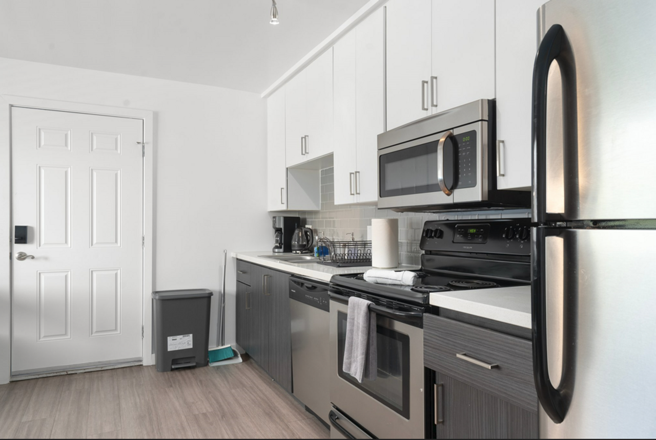 Fringe City View - Photo 3 of 21