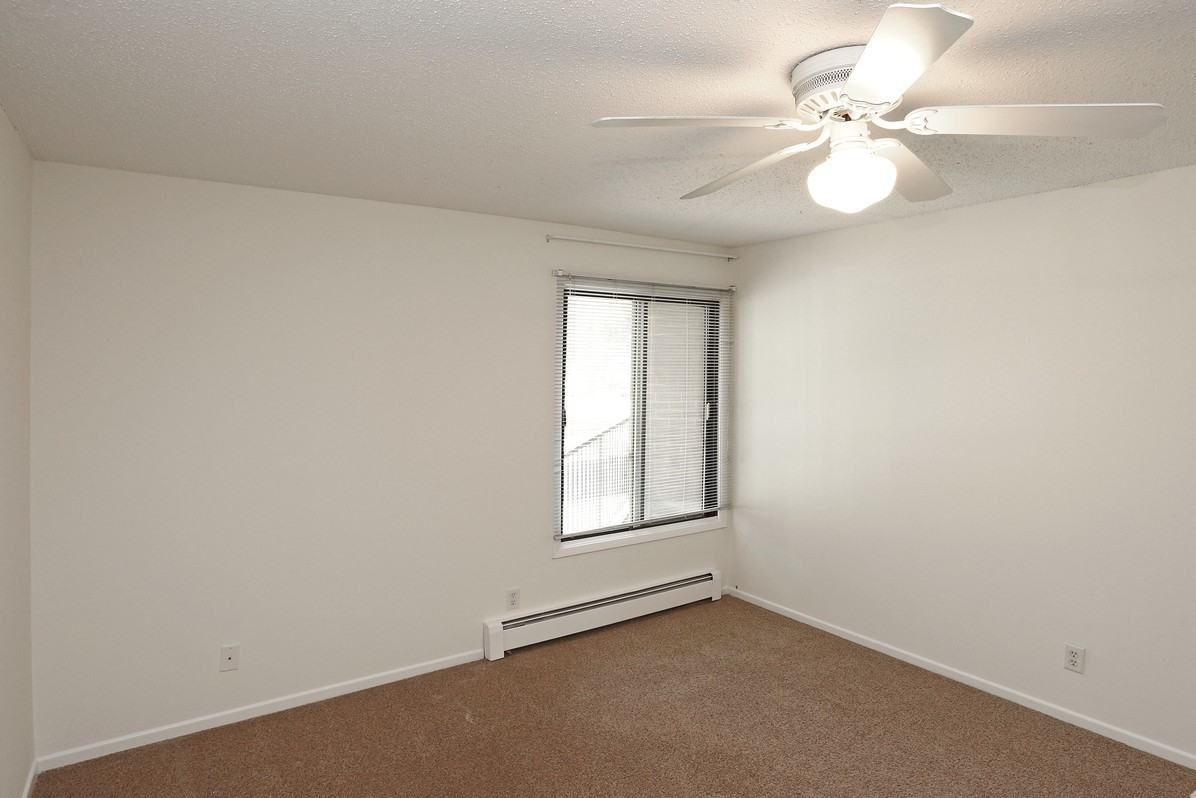 Granite Place-1011-11013 - Photo 6 of 31