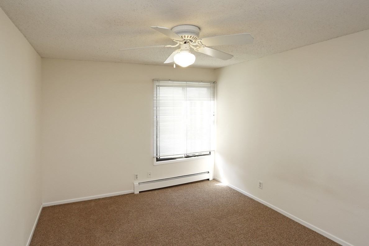 Granite Place-1011-11013 - Photo 3 of 31