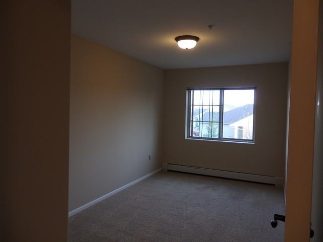 Courtwood Village I - Photo 4 of 9