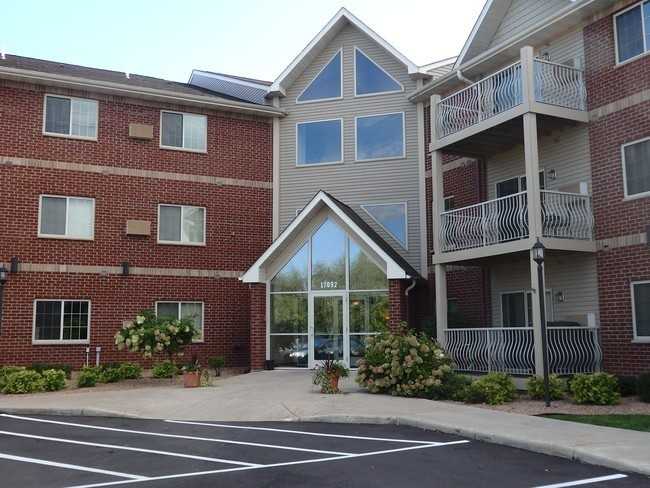 Courtwood Village I - Photo 7 of 9