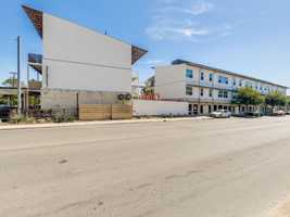 featured image of 1010 S Flores St