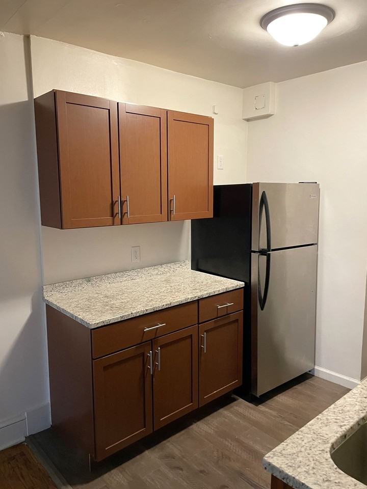 St. Clair Apartments - Photo 2 of 30