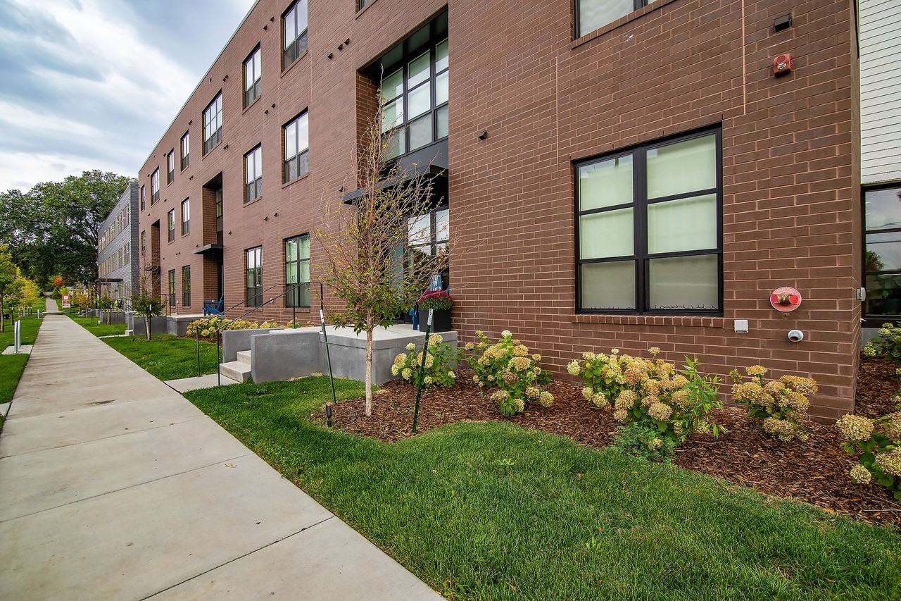 Renaissance Lofts - Photo 4 of 50