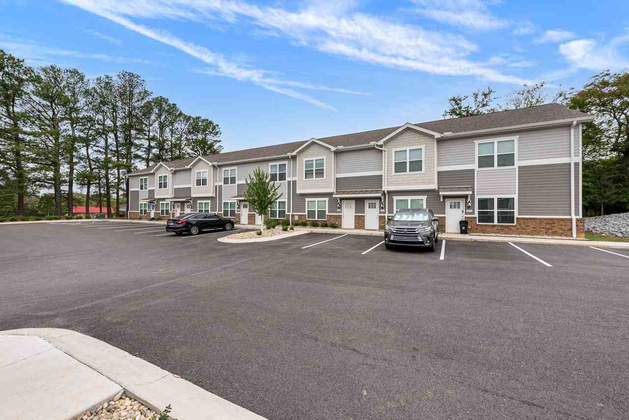 Twin Springs Townhomes - Photo 2 of 4