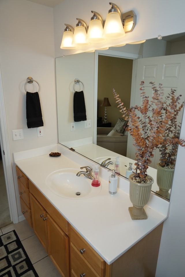 Embassy Place at White Oak Estate - Photo 5 of 9