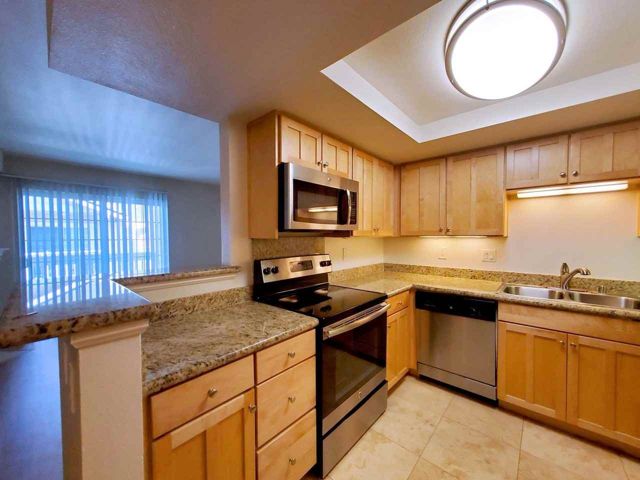 Citrus Court Apartments - Photo 7 of 45