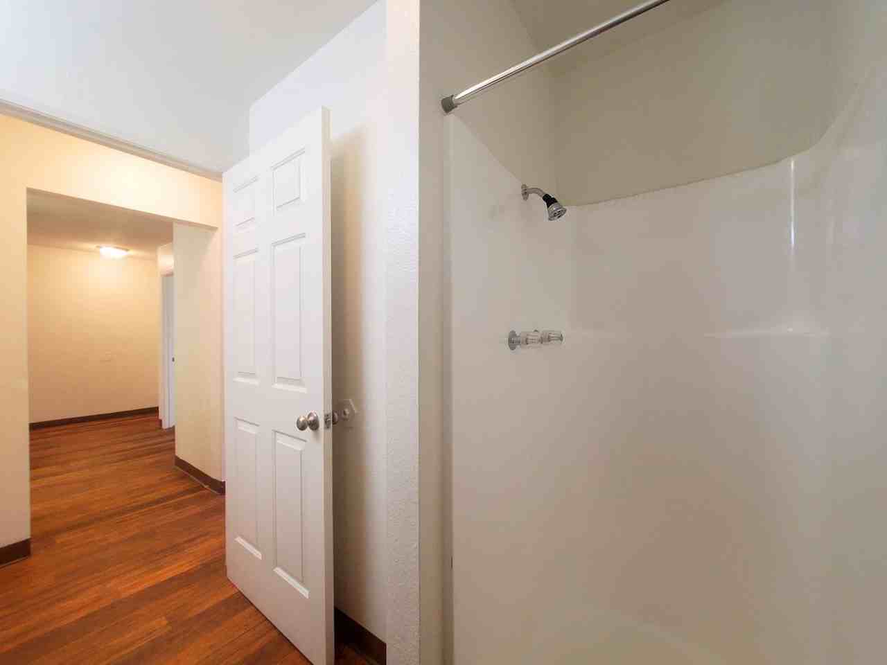 Emerald Vista - Photo 7 of 28