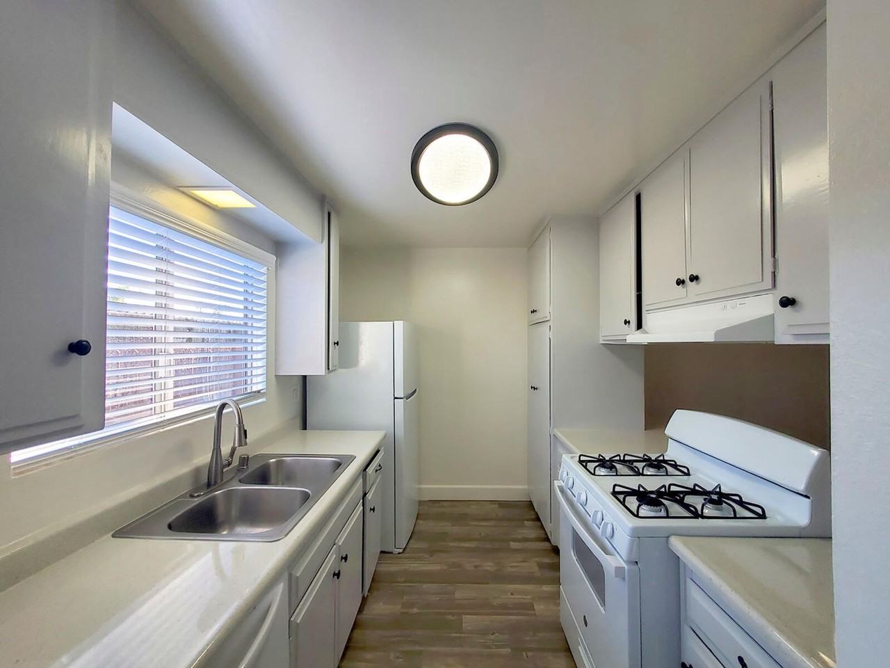 Windsong Villas - Photo 4 of 50