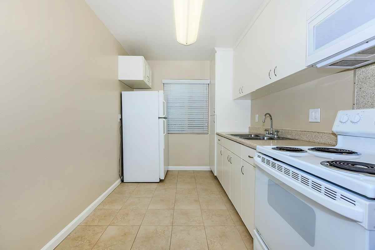 Fresno Terrace - Photo 4 of 50