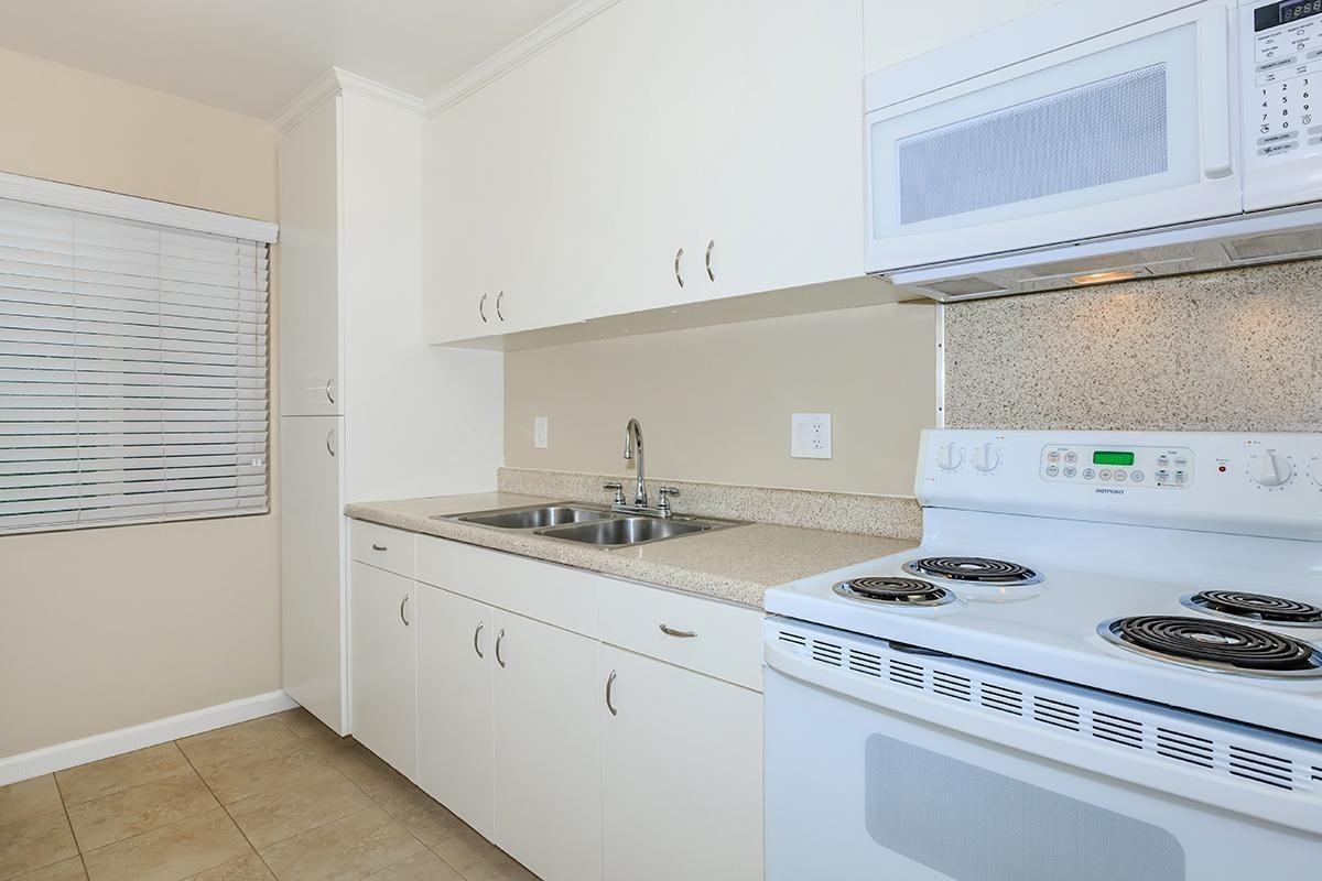 Fresno Terrace - Photo 5 of 50