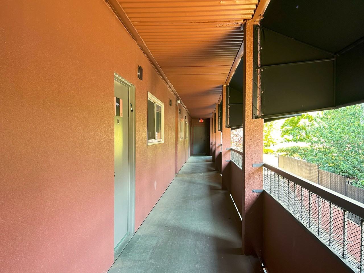 The Willis Apartments - Photo 6 of 8