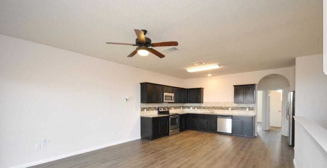 Star Ranch Townhomes - Photo 7 of 35