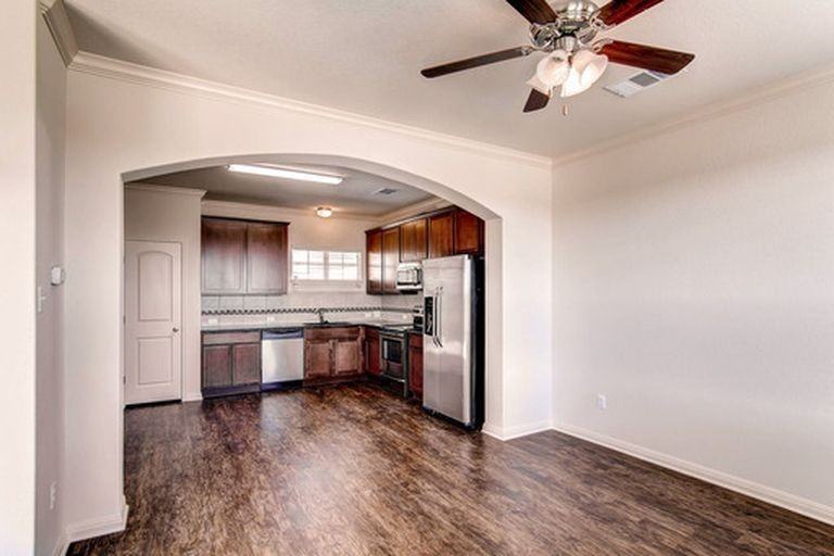 Double Eagle Townhomes - Photo 7 of 27