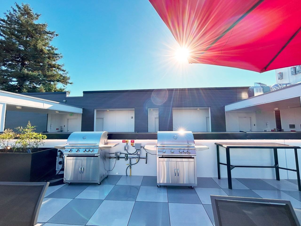 Vue on Harvard - Photo 4 of 50