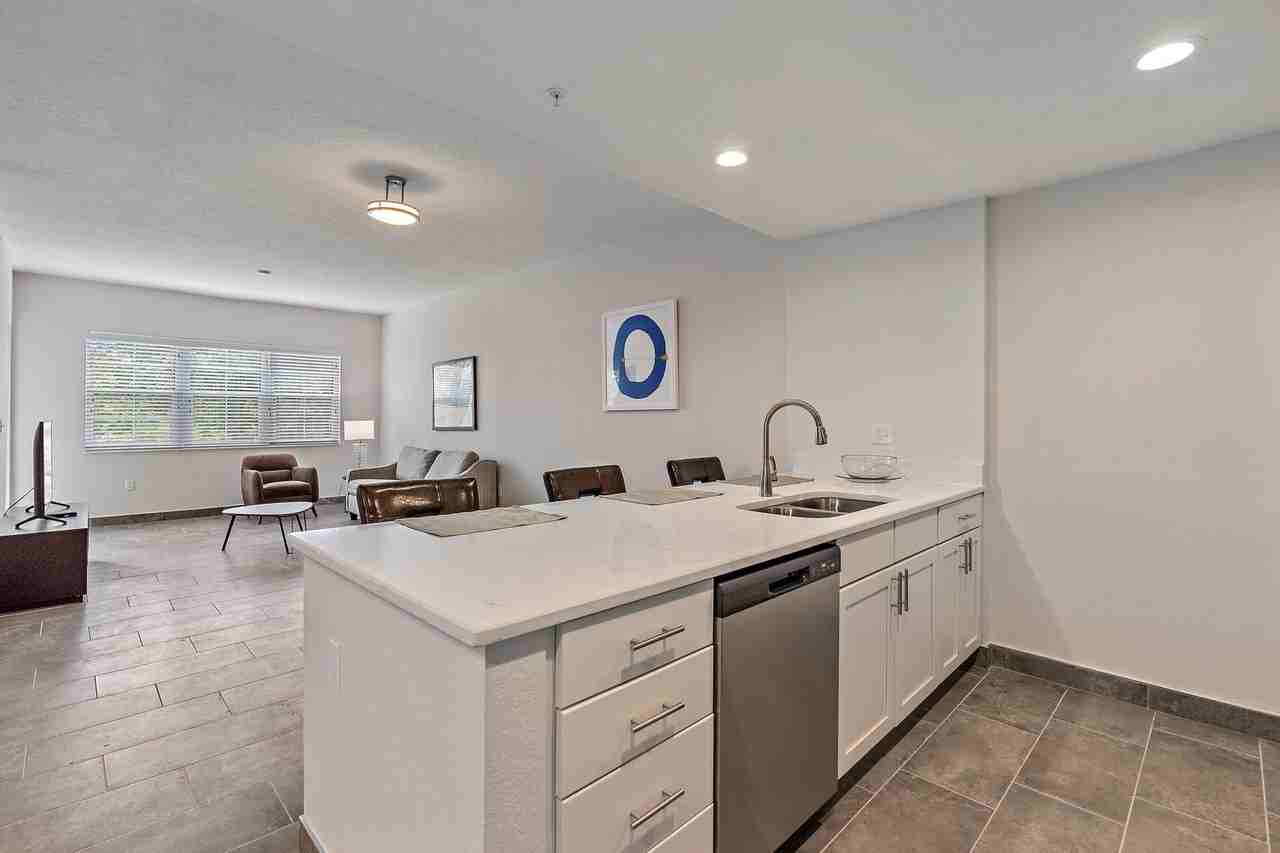 Solle Apartments - Photo 4 of 26