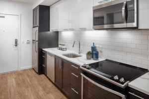 featured image of 7428 N Charleston Ave