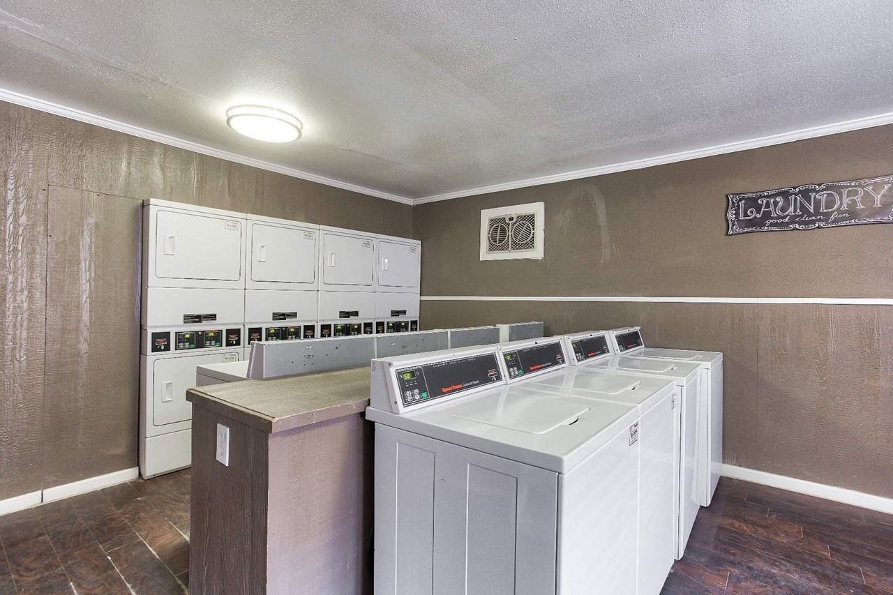 Pebblebend Apartments - Photo 6 of 50