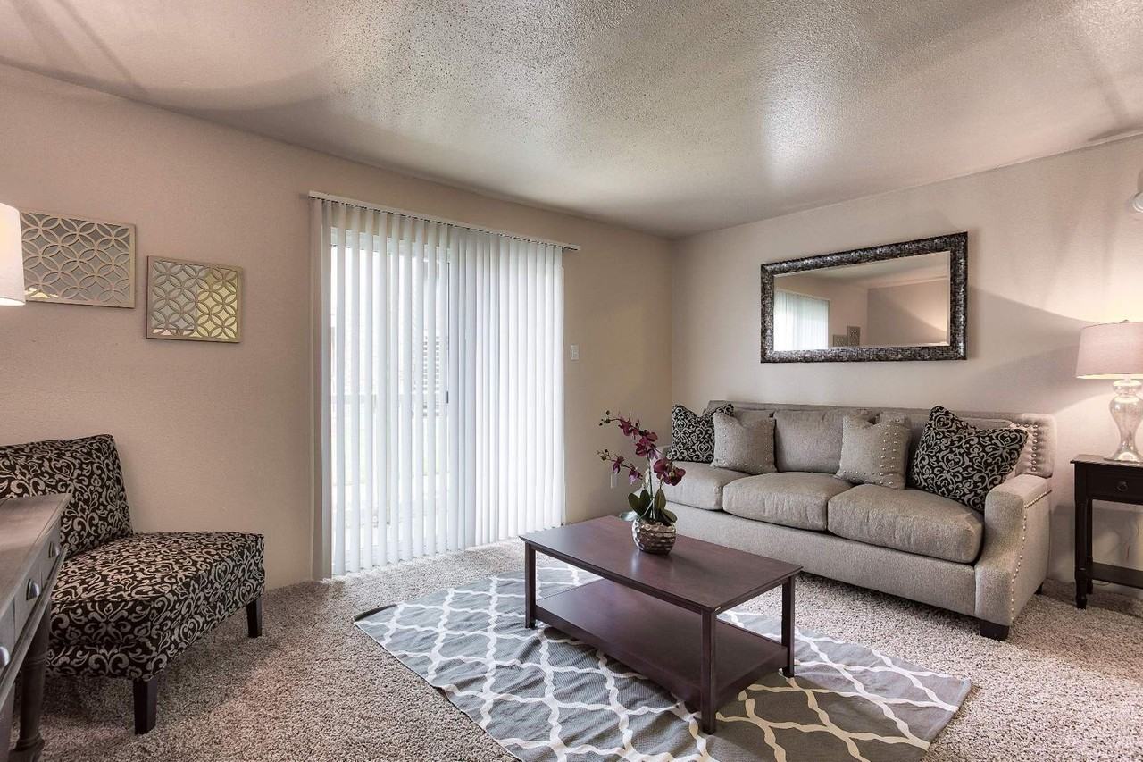 Pebblebend Apartments - Photo 4 of 50