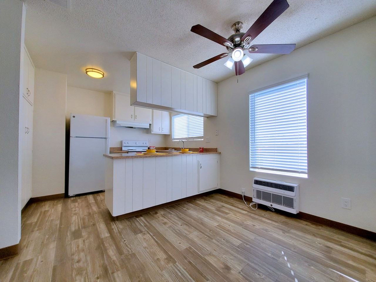 La Mesa Spring Gardens - Photo 3 of 50