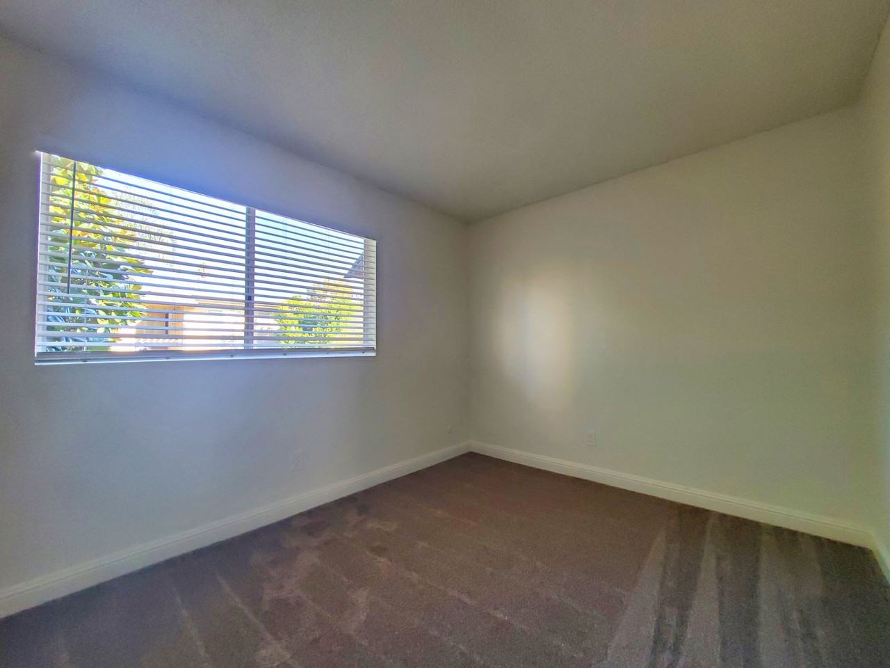 La Mesa Spring Gardens - Photo 7 of 50