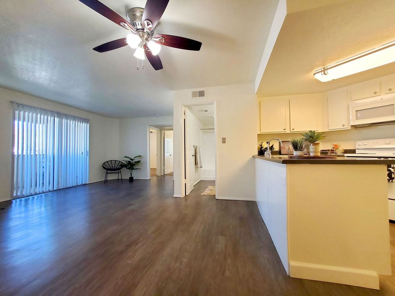 Villas on B Street - Photo 5 of 9