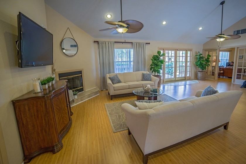 Monterey Lakes Apartments - Photo 3 of 50