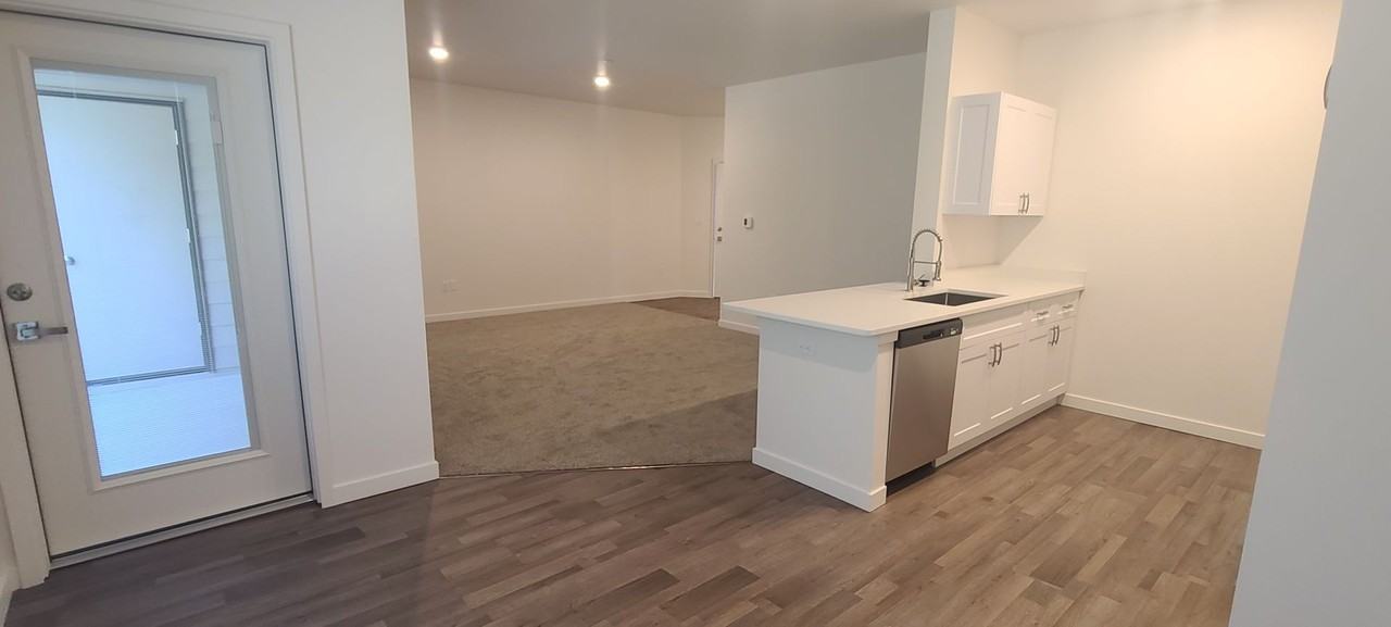 Meadow Brook Villas - Photo 5 of 11