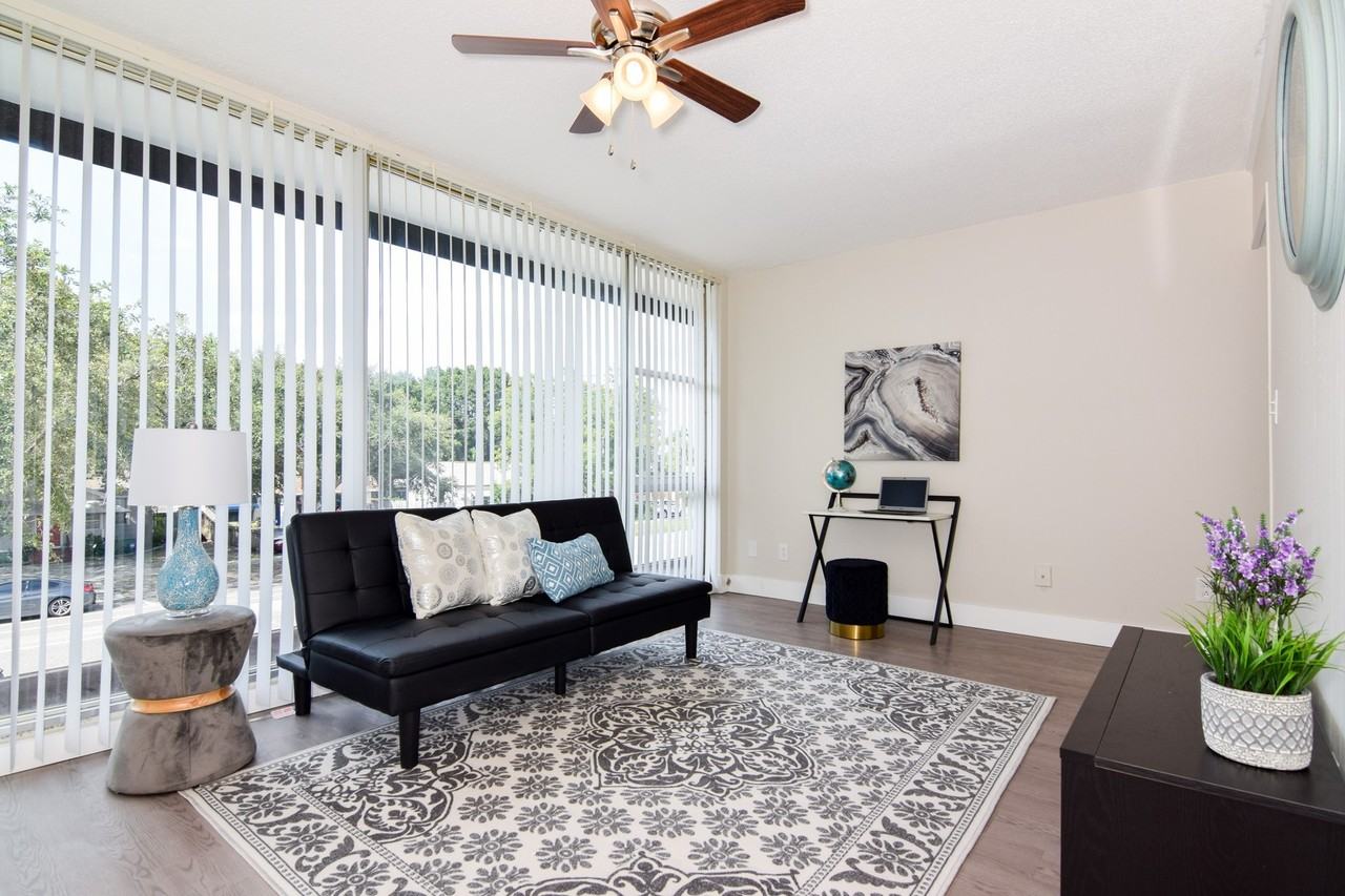 Aria Flats - Photo 2 of 15