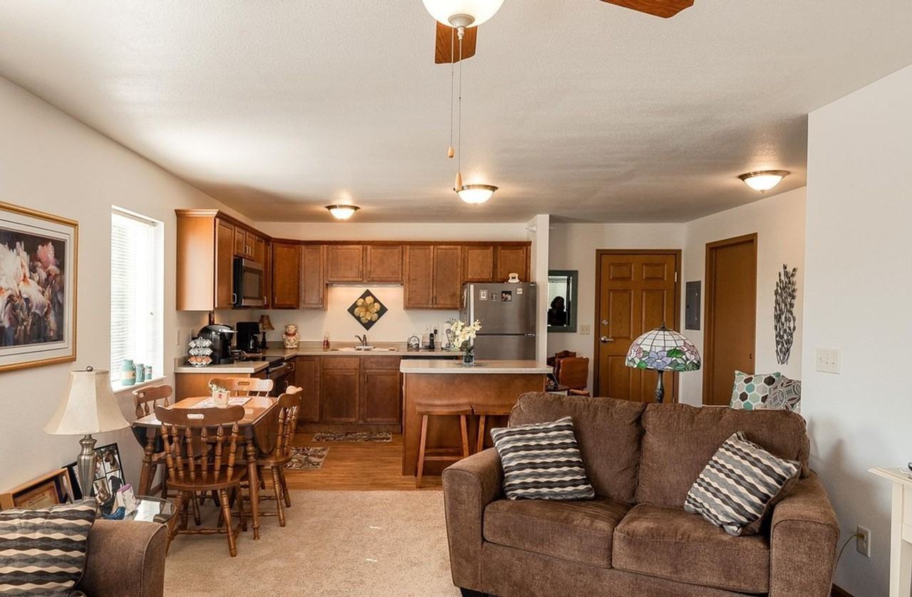 Grand Avenue Estates 2 - Photo 2 of 30