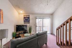 featured image of 728 Bellaire Ave