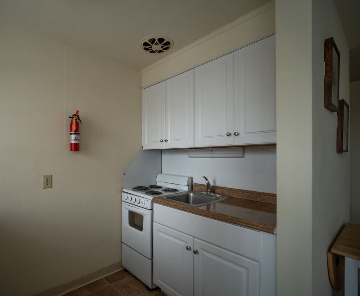 Fairview Apartments - Photo 5 of 24