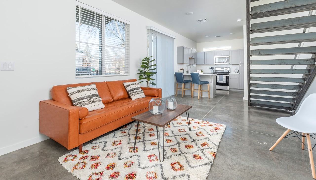 Haskell Row - Photo 2 of 17