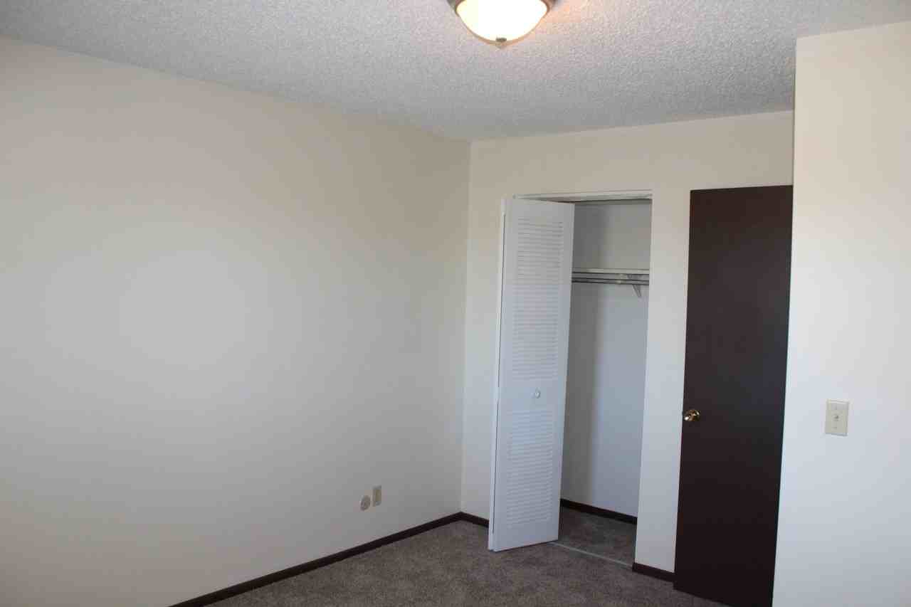 Stones Crossing Apartments - Photo 2 of 16