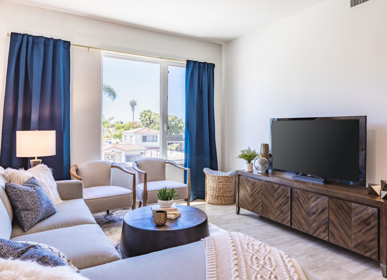 Urbana Chula Vista Luxury Apartments - Photo 2 of 50