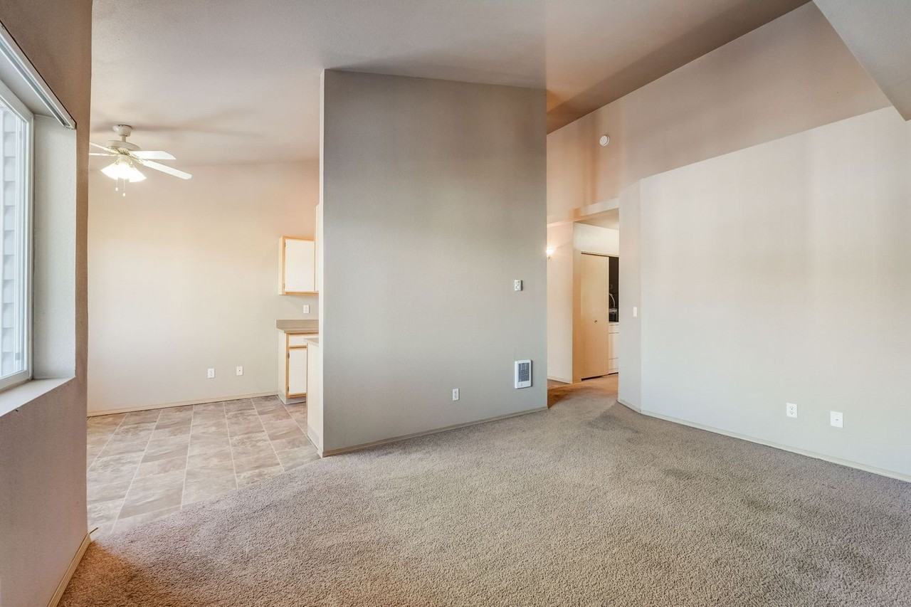 Gateway Village Apartments - Photo 5 of 50