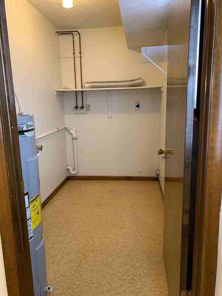 CEDARWOOD TOWNHOMES - Photo 3 of 9